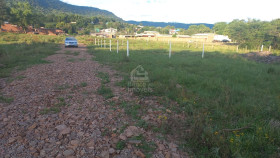 Terreno à Venda, 450 m² em Caturrita - Santa Maria