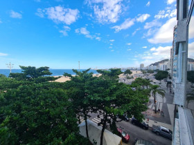 Apartamento com 2 Quartos à Venda,  em Copacabana - Rio De Janeiro