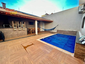 Casa com 3 Quartos à Venda, 150 m² em Planalto Verde - Ribeirão Preto