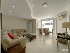 Apartamento com 4 Quartos à Venda, 336 m² em Estreito - Florianópolis