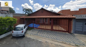 Casa com 3 Quartos à Venda, 257 m² em Vila Scarpelli - Santo André
