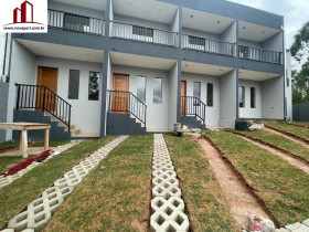 Sobrado com 2 Quartos à Venda,  em Residencial Santo Antônio - Franco Da Rocha