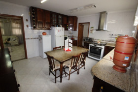 Apartamento com 4 Quartos à Venda, 240 m² em Nossa Senhora Medianeira - Santa Maria