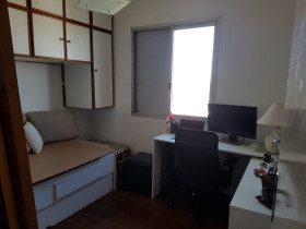 Apartamento com 2 Quartos à Venda, 50 m² em Vila Mira - São Paulo