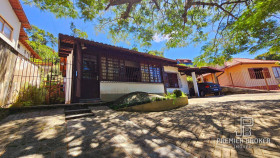 Casa com 5 Quartos à Venda, 300 m² em Iucas - Teresópolis