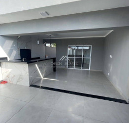 Casa com 3 Quartos à Venda, 250 m² em Botucatu