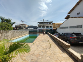 Casa com 3 Quartos à Venda, 420 m² em Porto Novo - São Gonçalo