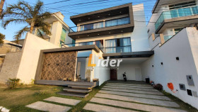 Casa com 4 Quartos à Venda, 300 m² em Nova Gramado - Juiz De Fora