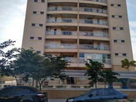 Apartamento com 3 Quartos para Alugar, 151 m² em Alto - Piracicaba