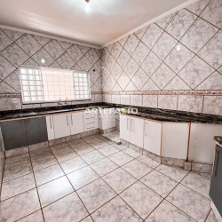 Casa com 3 Quartos à Venda, 156 m² em Parque João Leite - Franca