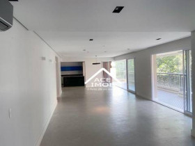 Apartamento com 3 Quartos à Venda, 226 m² em Moema - São Paulo