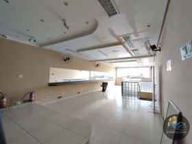 Sala Comercial para Alugar, 100 m² em Centro De São Vicente - São Vicente