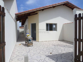 Casa com 2 Quartos à Venda, 65 m² em Santa Eugenia - Itanhaem