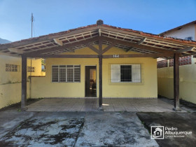 Casa com 2 Quartos à Venda, 47 m² em Perequê-açú - Ubatuba
