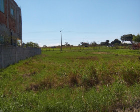 Terreno à Venda, 360 m² em São Pedro Da Aldeia - São Pedro Da Aldeia