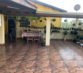 Casa com 5 Quartos à Venda,  em Vila Esperança - Jundiaí