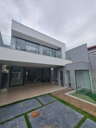 Casa com 5 Quartos à Venda, 340 m² em Barra Da Tijuca - Rio De Janeiro