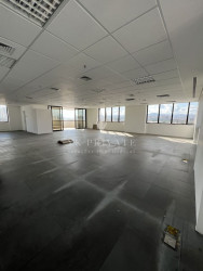 Sala Comercial à Venda, 300 m² em Barra Funda - São Paulo