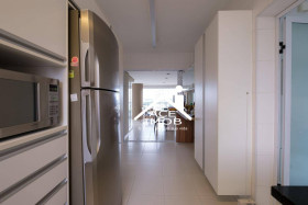 Apartamento com 3 Quartos à Venda, 200 m² em Mirandópolis - São Paulo