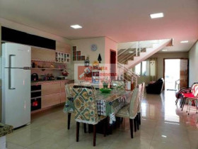 Casa com 3 Quartos à Venda, 181 m² em Parque Erasmo Assunção - Santo André