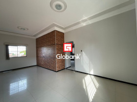 Apartamento com 3 Quartos para Alugar, 100 m² em Vila Sumaré - Montes Claros