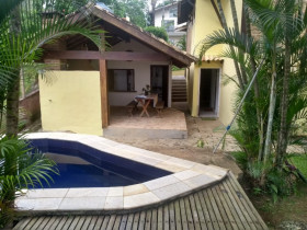 Casa com 3 Quartos à Venda,  em Bexiga - Ilhabela