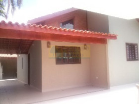 Casa com 3 Quartos à Venda,  em Sumare - Caraguatatuba