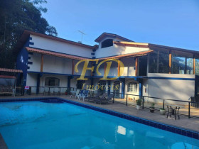 Casa de Condomínio com 4 Quartos à Venda, 10.000 m² em Olho D'água - Mairiporã
