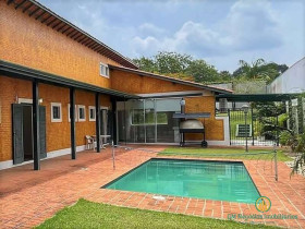 Casa com 4 Quartos à Venda, 2.525 m² em Vila Santo Antonio - Cotia