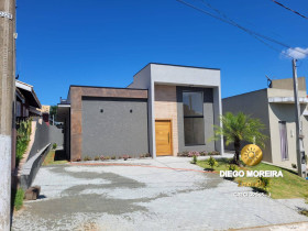 Casa com 3 Quartos à Venda, 300 m² em Rio Abaixo - Atibaia