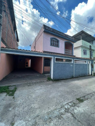Casa com 3 Quartos para Alugar, 140 m² em Rocha - São Gonçalo