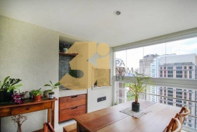 Apartamento com 4 Quartos à Venda, 201 m² em Panamby - São Paulo
