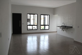 Casa com 3 Quartos à Venda, 140 m² em Nova Cerejeira - Atibaia