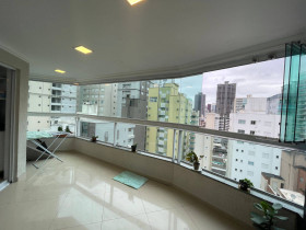 Apartamento com 3 Quartos à Venda, 134 m² em Meia Praia - Itapema