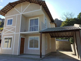 Casa com 4 Quartos à Venda, 130 m² em Vargem Grande - Teresópolis
