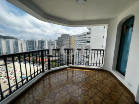 Apartamento com 4 Quartos à Venda, 220 m² em Pitangueiras - Guarujá