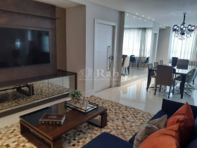 Apartamento com 3 Quartos à Venda, 129 m² em Centro - Balneário Camboriú