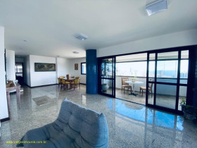 Apartamento com 4 Quartos à Venda, 244 m² em Pituba - Salvador