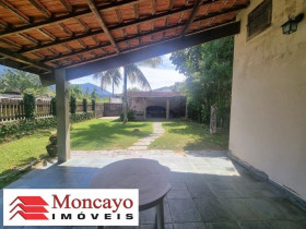 Casa com 3 Quartos à Venda, 725 m² em Portal Da Fazendinha - Caraguatatuba