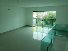 Casa com 3 Quartos à Venda, 247 m² em Boqueirão - Santos
