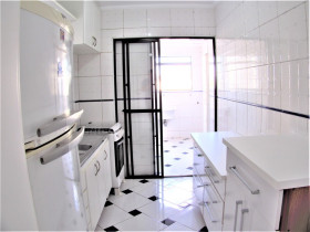 Apartamento com 2 Quartos à Venda, 54 m² em Vila Gumercindo - São Paulo