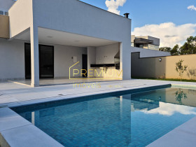 Casa com 4 Quartos à Venda, 644 m² em Medeiros - Jundiaí