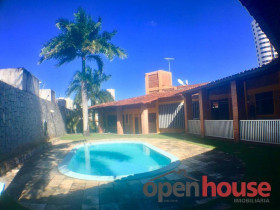 Casa com 4 Quartos à Venda, 1.000 m² em Capim Macio - Natal