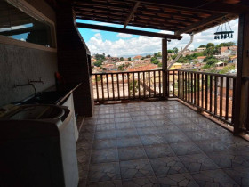 Casa com 2 Quartos à Venda, 290 m² em São Benedito - Santa Luzia
