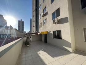 Apartamento com 2 Quartos à Venda, 120 m² em Centro - Balneário Camboriú