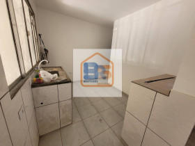 Casa com 1 Quarto para Alugar, 35 m² em Vila Guedes - São Paulo