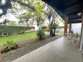 Casa com 3 Quartos à Venda, 800 m² em Enseada - Guarujá