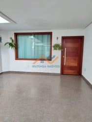 Casa com 3 Quartos à Venda, 240 m² em Residencial Bethânia - Santana Do Paraíso