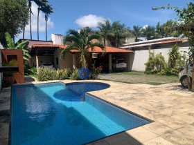 Casa com 5 Quartos à Venda, 550 m² em Engenheiro Luciano Cavalcante - Fortaleza