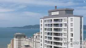 Apartamento com 3 Quartos à Venda, 132 m² em Meia Praia - Itapema